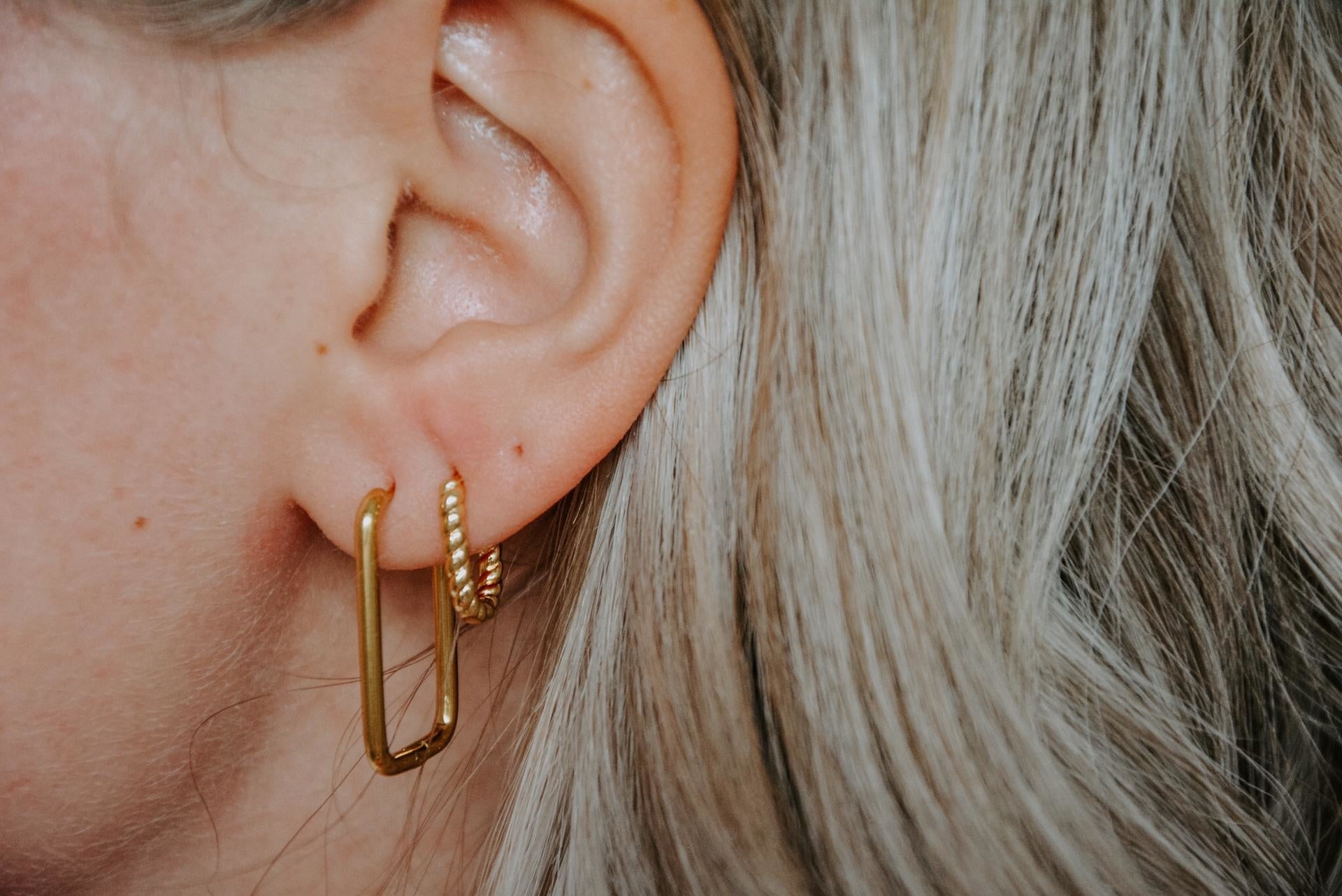 Petite Odette Tournée - Boucles d'oreilles - Acier inoxydable