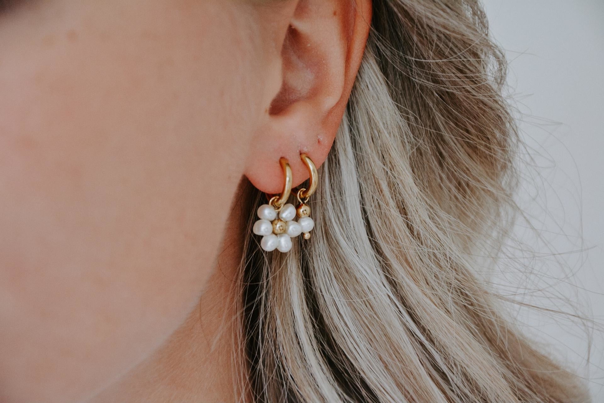 Fleur Blanche - Boucles d'oreilles - Acier inoxydable