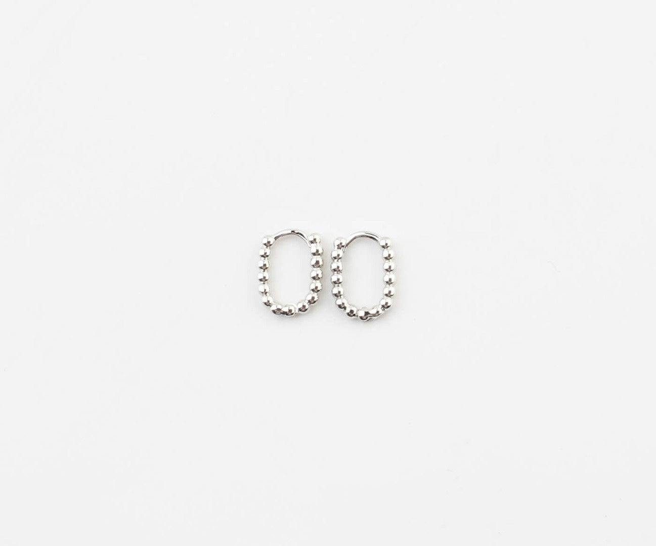 Petite Julia pointillée - Boucles d'oreilles - Acier inoxydable